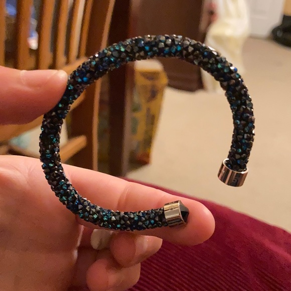 Blue Swarovski Crystal Bracelet - Picture 8 of 8